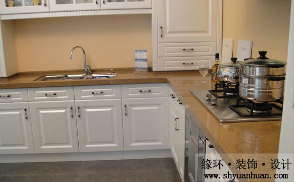 上海二手房装修厨房台面石英石和不锈钢选哪种好呢_缘环装潢2.jpg
