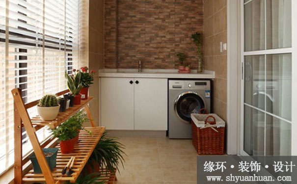 小户型装修把洗衣机放在阳台，有哪些事项需要注意呢_缘环装潢3.jpg