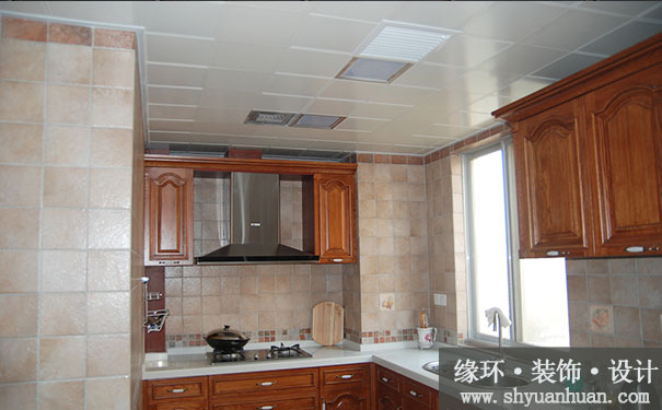 上海二手房装修厨房铝扣板吊顶安装及注意事项_缘环装潢.jpg